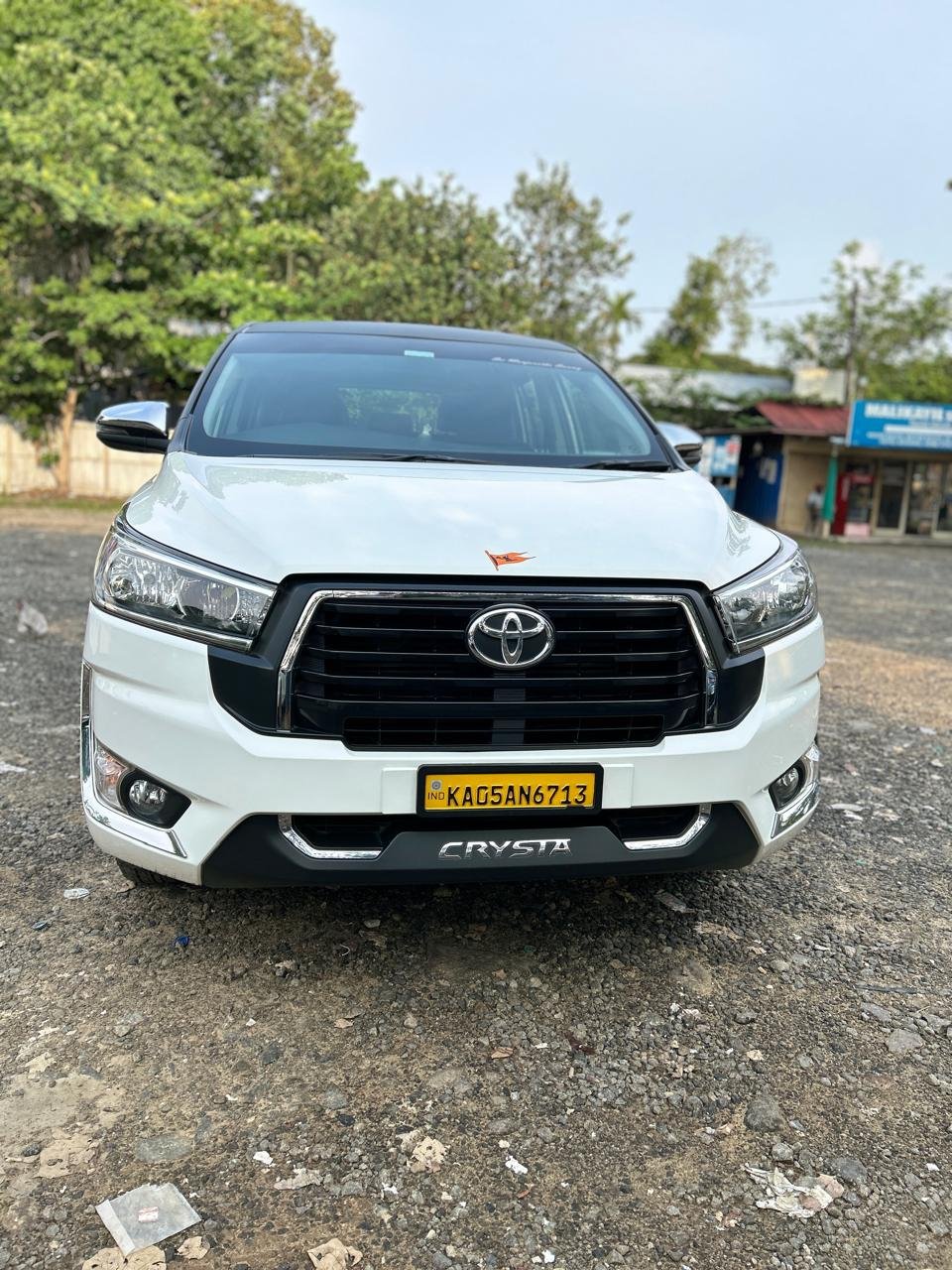 Toyota Innova Crysta white cab front face view